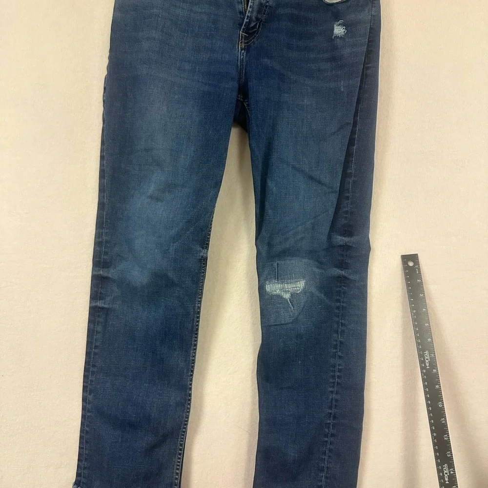 Old Navy Jeans - Mens 33 x 32 - Blue - Straight Built In Flex - Distressed - Picture 1 of 9